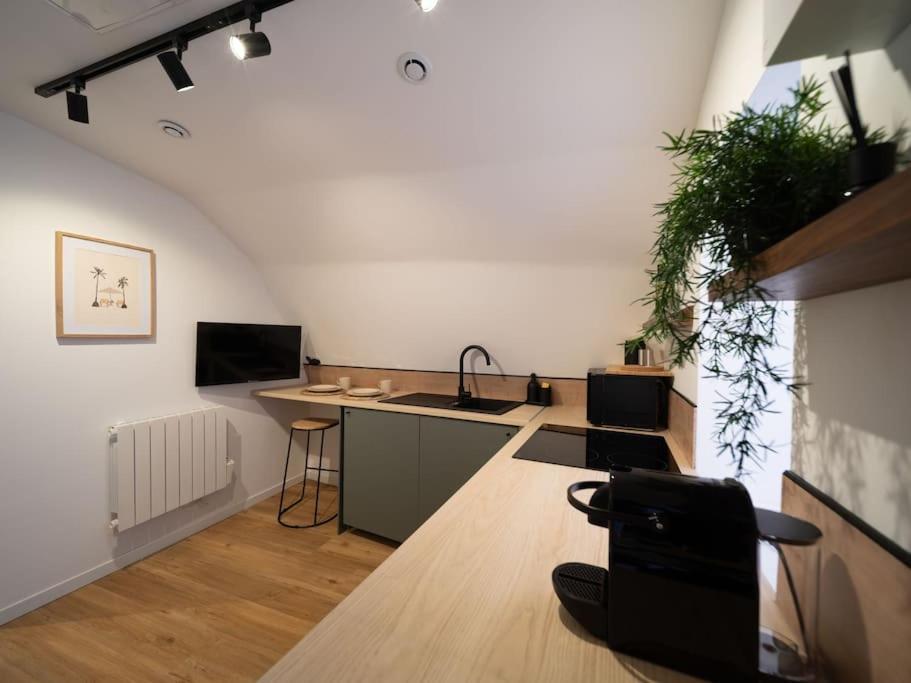 Le Cocon - Petit Studio 2 Couchages - Centre Historique Aubagne Exteriör bild